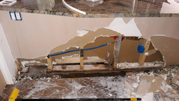 Best Water damage restoration near me  in Kalona, IA